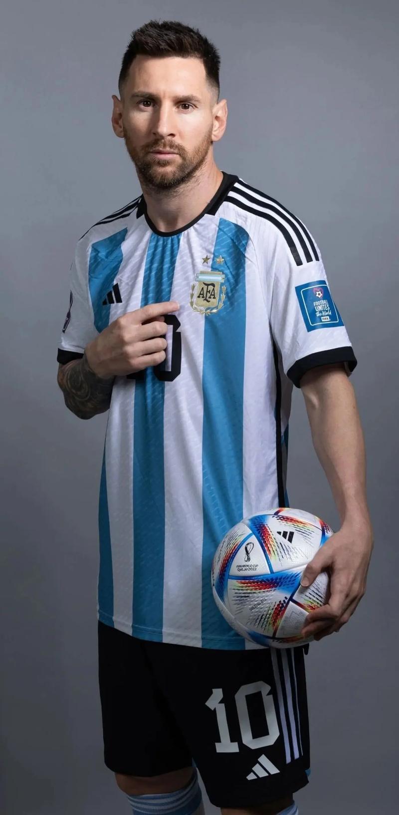 里程碑之战，麦肯尼迎来尤文生涯第200次出场（麦肯尼第200次代表尤文出场，迎来里程碑时刻）