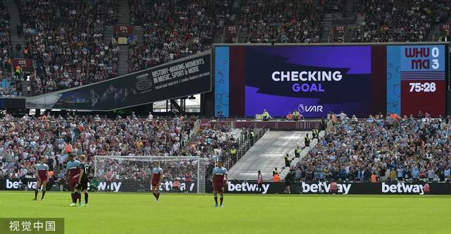 辽宁男篮王哲林末节关键表现（王哲林末节爆发助辽宁男篮掌控胜局）